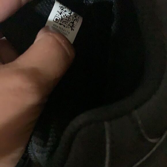 Fila Women's Ray Black Ankle-High Sneaker - Picture 9 of 9